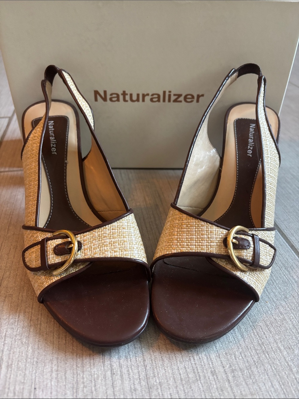 Naturalizer Beige and Brown Slingback Sandals with Gold Buckle